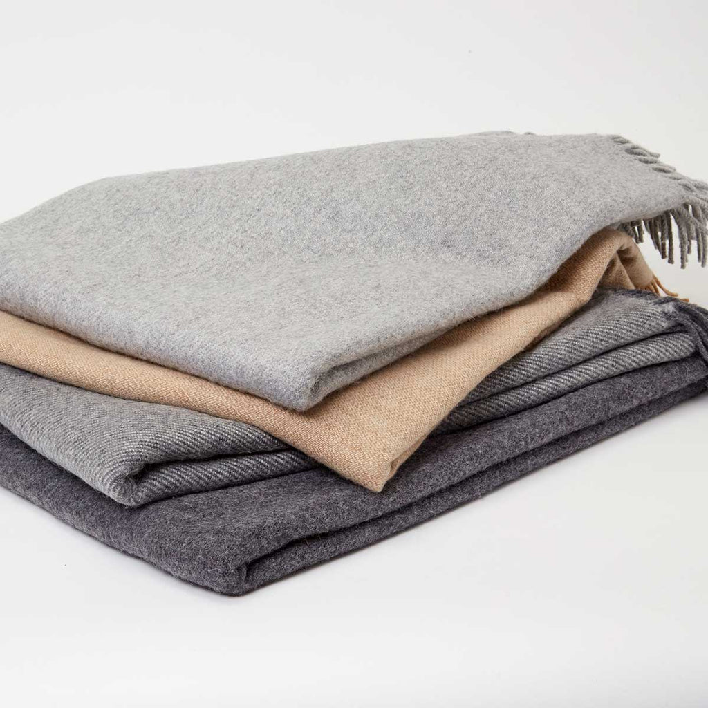 Luxury Cashmere Blankets and Throws