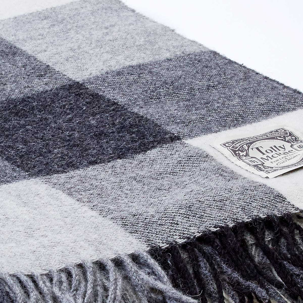 Black and White Checked Picnic Rug / Chunky Blanket - Tolly McRae